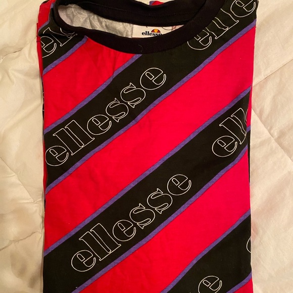 Ellesse unisexe t shirt fits small and medium - Picture 2 of 4